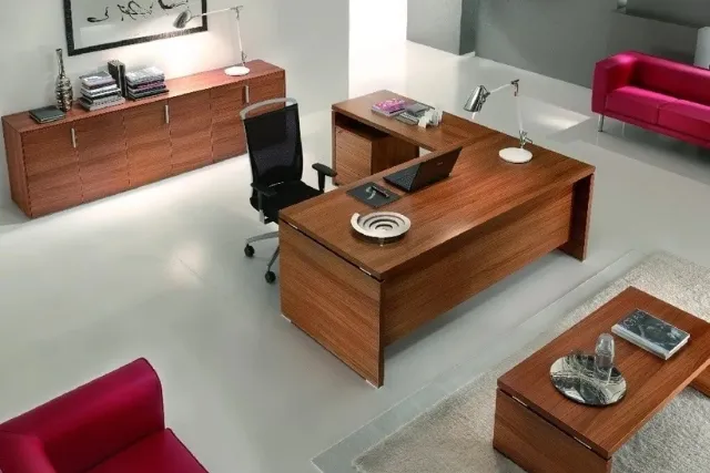 Bàn giám đốc chữ L