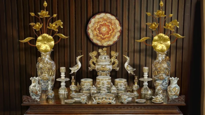 Cách bố trí bàn thờ 3 cấp với ba bát hương cách bố trí bàn thờ 3 cấp với ba bát hương gia tiên