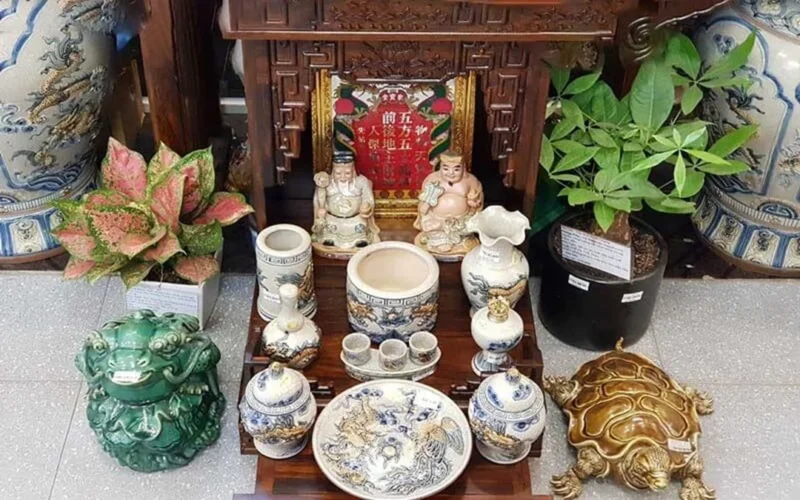 Cách đặt bàn thờ ông địa và chăm sóc bàn thờ hằng ngày cách đặt bàn thờ ông địa và chăm bàn thờ hằng ngày