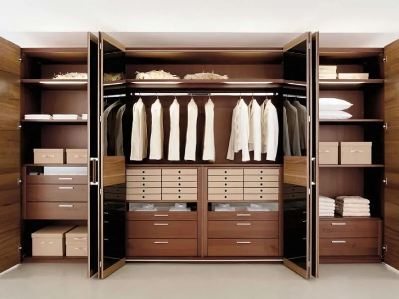 Hộc tủ đứng để xếp quần áo