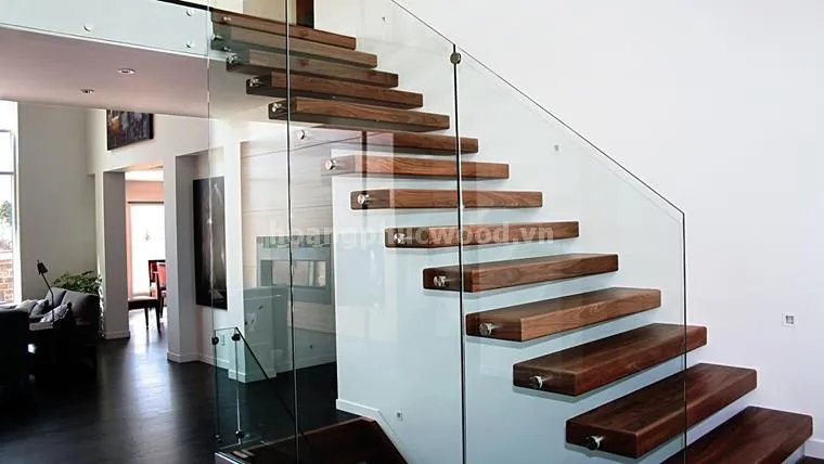 Cửa gỗ Lim Nam Phi với vân gỗ tự nhiên đẹp mắt