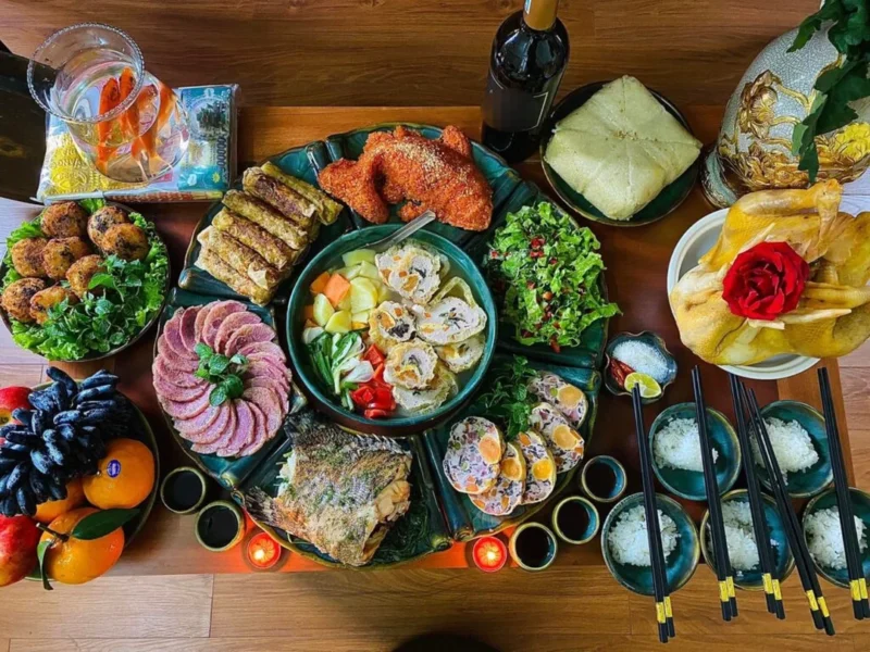 Cấu trúc mâm cỗ cúng tất niên bốn bát bốn đĩa truyền thống