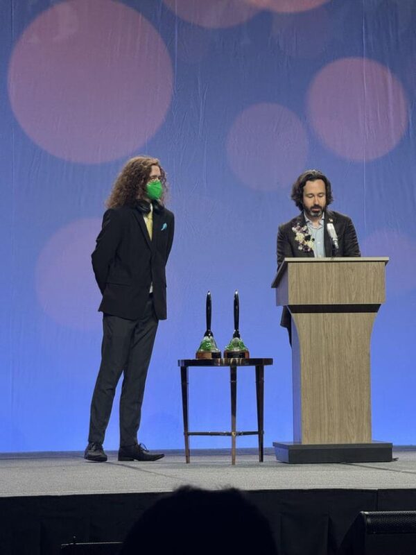 Giải Mã Thuật Ngữ Bộ Bàn Ghế Gỗ Tiếng Anh Là Gì: 9 Cách Gọi Chính Xác Trong Nội Thất