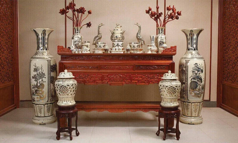 Chọn hướng đặt bàn thờ gia tiên hợp tuổi