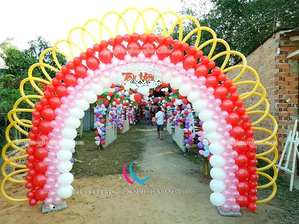 Cổng bong bóng đám cưới