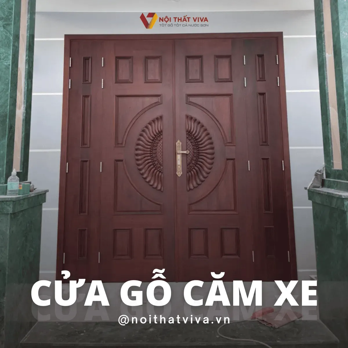 Cửa 4 cánh gỗ Căm Xe