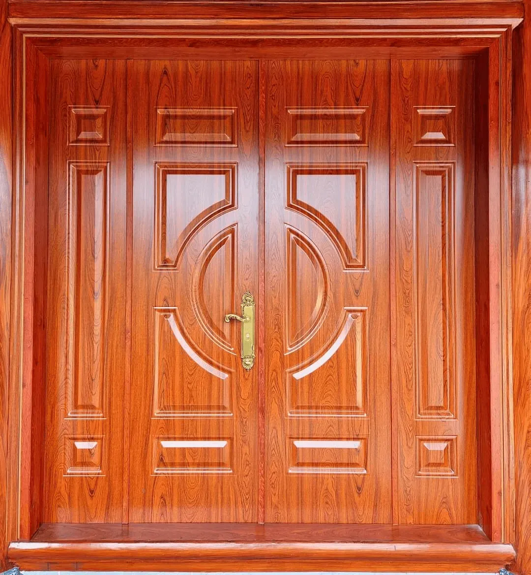 Cửa 4 cánh gỗ tự nhiên lệch