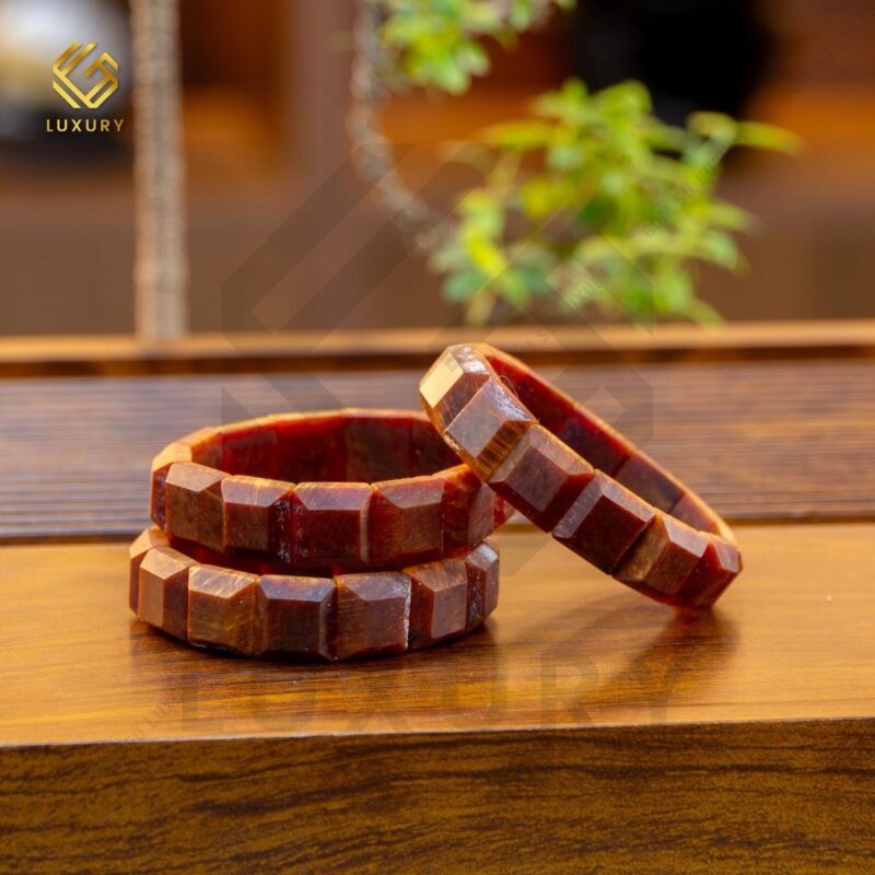 Vòng Tay Gỗ Hoàng Đàn Tuyết Lạng Sơn Cao Cấp Và Đẳng Cấp