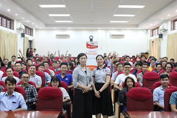 Tham quan thực tế