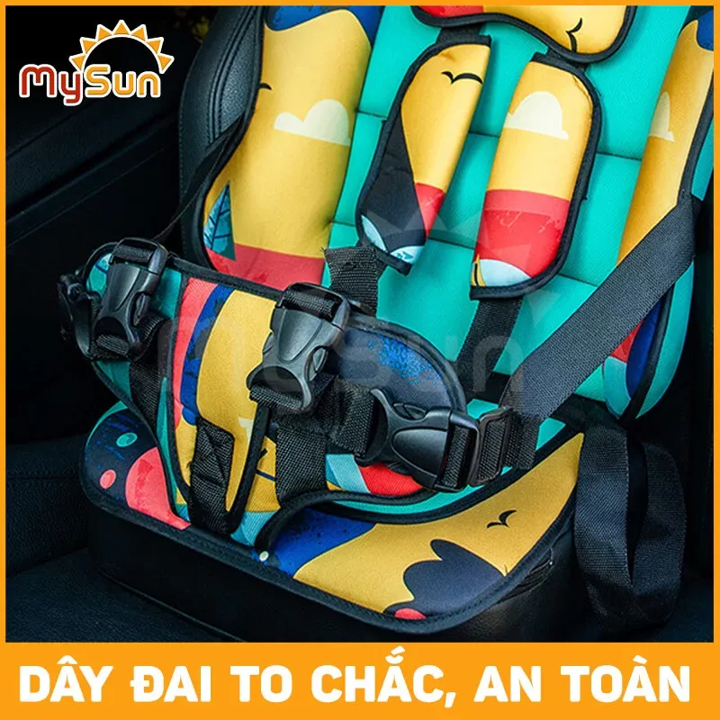 Dây đai an toàn 5 điểm chắc chắn trên ghế ngồi ô tô cho bé