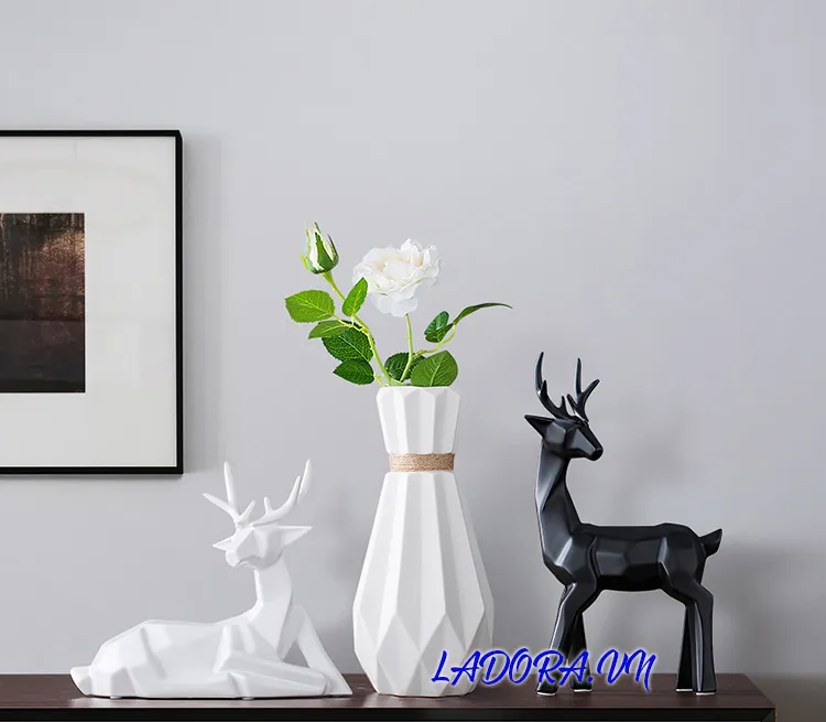 Đồ decor trang trí kệ tủ tivi phòng khách đẹp cặp hươu và hoa