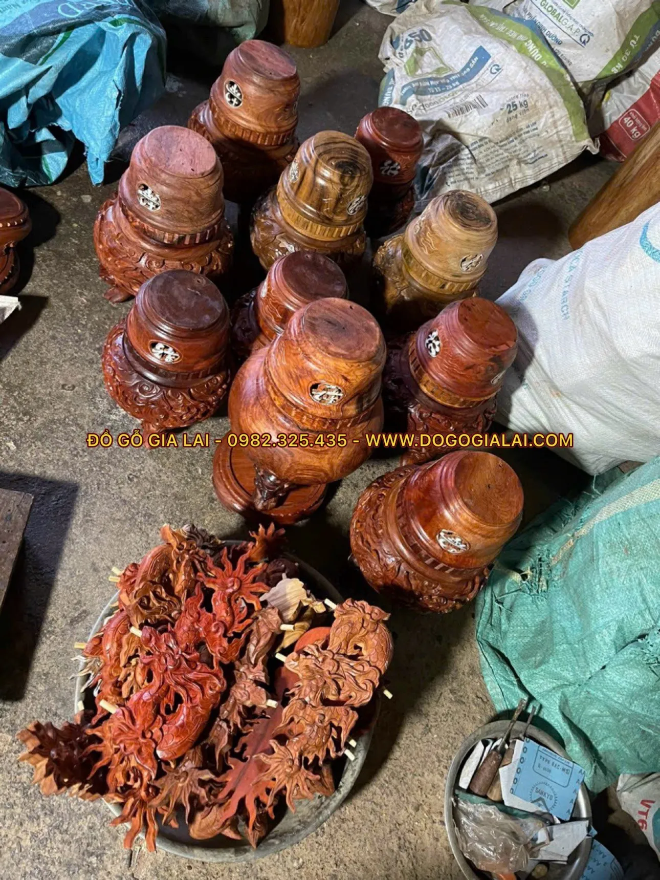 quá trình sản xuất đèn thờ