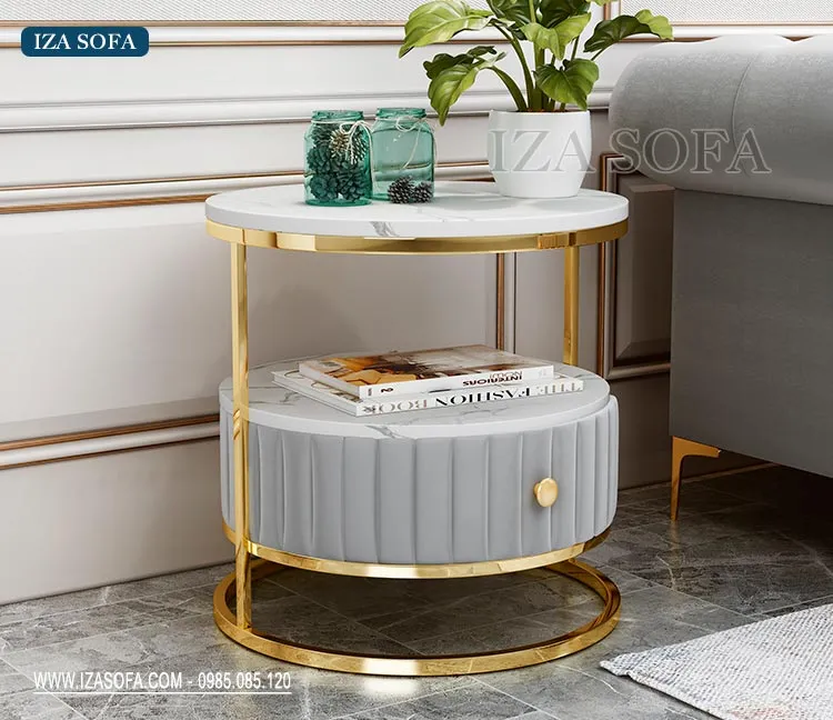 Đôn trang trí đặt cạnh ghế sofa kèm ngăn để đồ tiện lợi