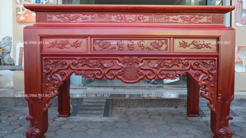 Bàn Thờ Gỗ Hương Đỏ Giá Bao Nhiêu: Tuyệt Tác Bàn Ghế Gỗ Cao Cấp Từ Nội Thất Đại Phát