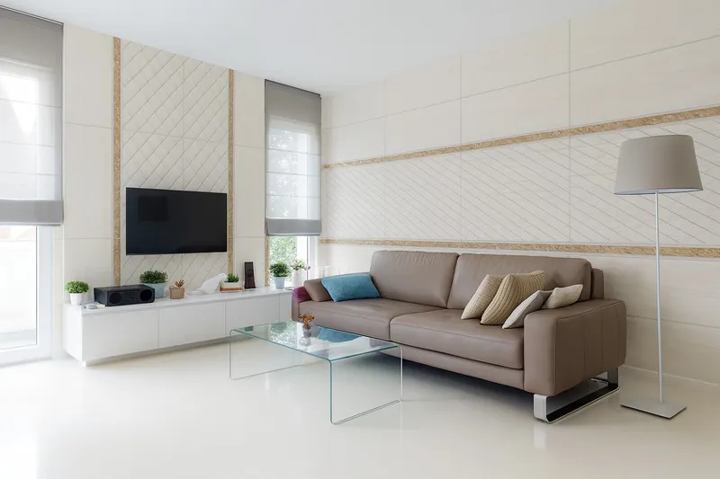 Gạch ốp chân tường tông be kết hợp nền trắng