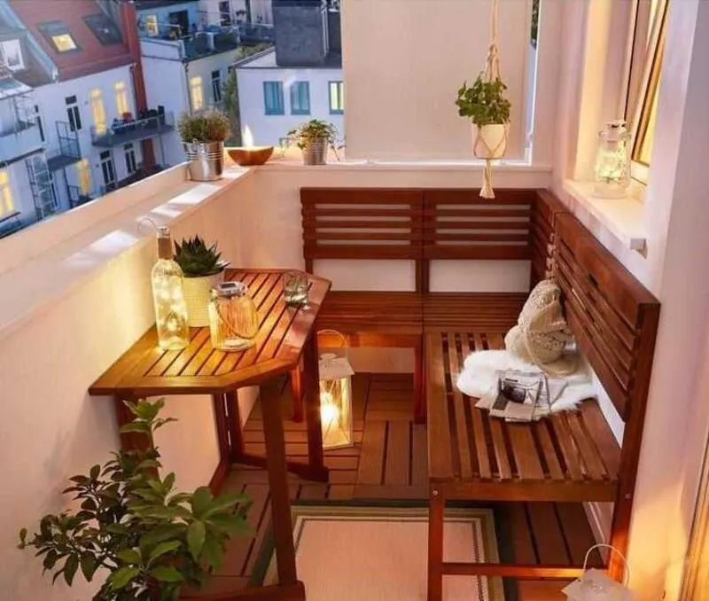 Góc đọc sách thư giãn tại ban công