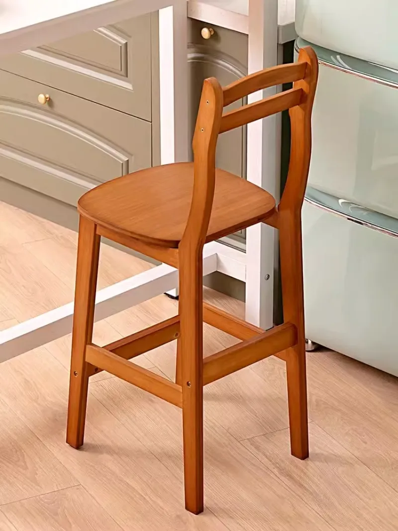 Sự linh hoạt của ghế bar gỗ trong nhiều không gian nội thất khác nhau
