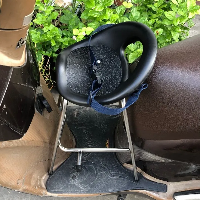 Ghế đôn chân inox ngồi xe máy Vision cho bé - Hình 1