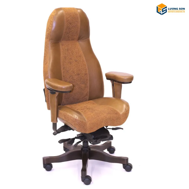 Alt text: Mẫu ghế giám đốc chân gỗ cao cấp, bọc da, thiết kế vững chãi và cổ điển
