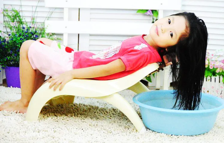 Ghế gội đầu trẻ em Việt Nhật 2206 tiện lợi và gọn nhẹ để mẹ chăm sóc bé yêu tốt hơn