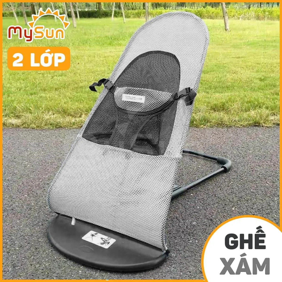 Hình ảnh bốn chiếc ghế nhún bập bênh với các màu sắc khác nhau như xám, hồng, xanh, đỏ