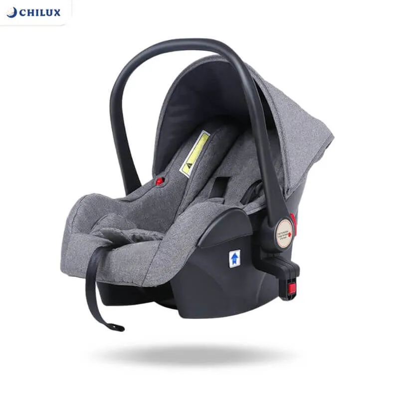 Ghế ô tô Chilux có quai xách tiện lợi, dễ dàng di chuyển
