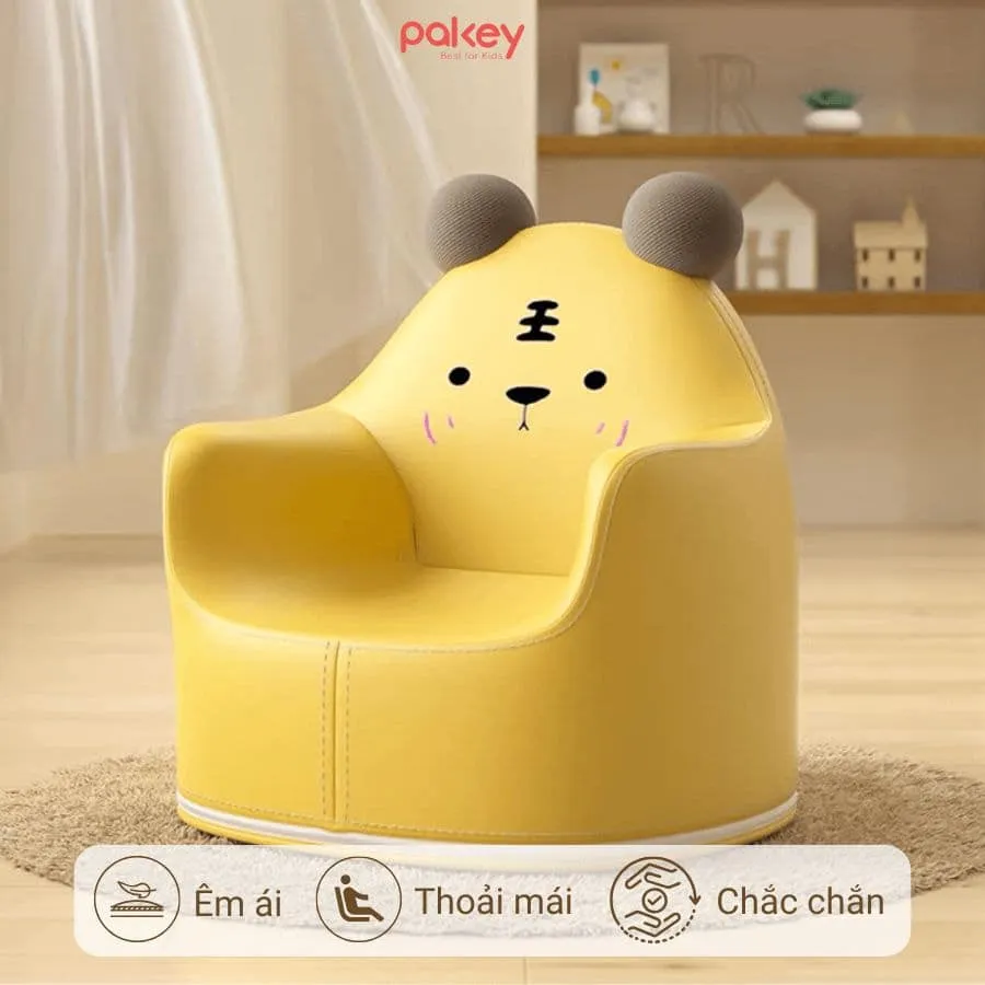 Thiết kế liền khối giữa tựa lưng và đệm ngồi, tạo độ ổn định cao và an toàn tuyệt đối khi trẻ di chuyển