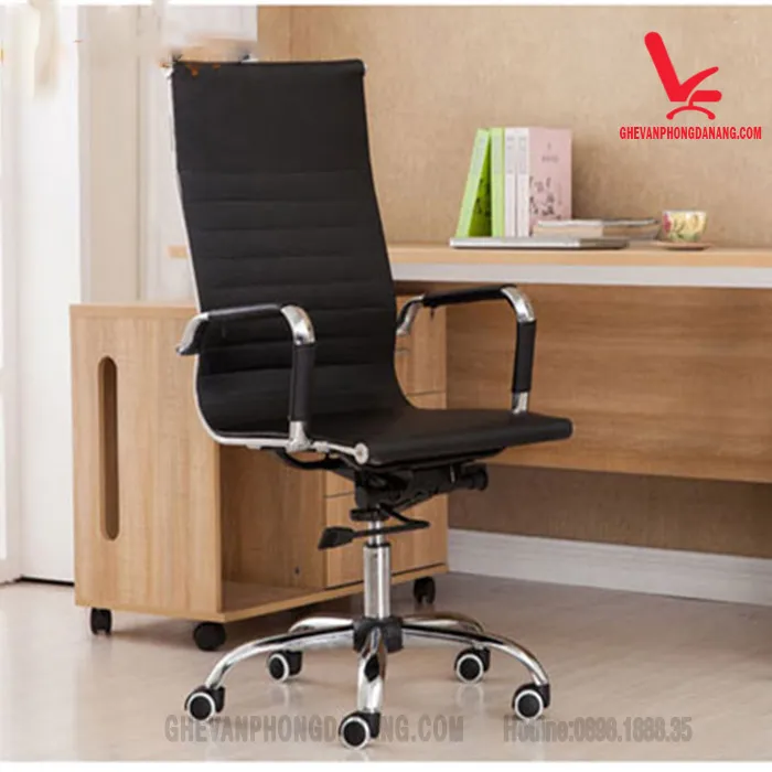Ghế xoay văn phòng bọc da màu đen sang trọng tại Đà Nẵng