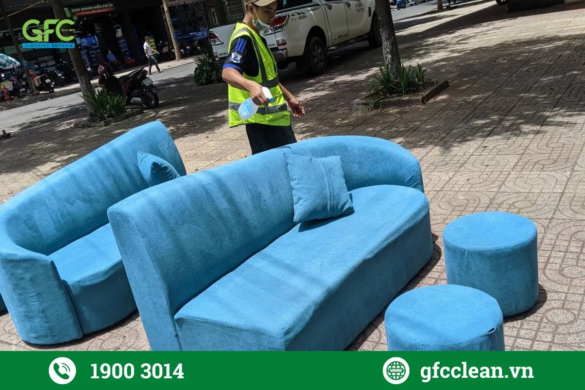 Quy trình 7 bước giặt ghế sofa chuyên nghiệp của GFC CLEAN, từ khảo sát đến bàn giao