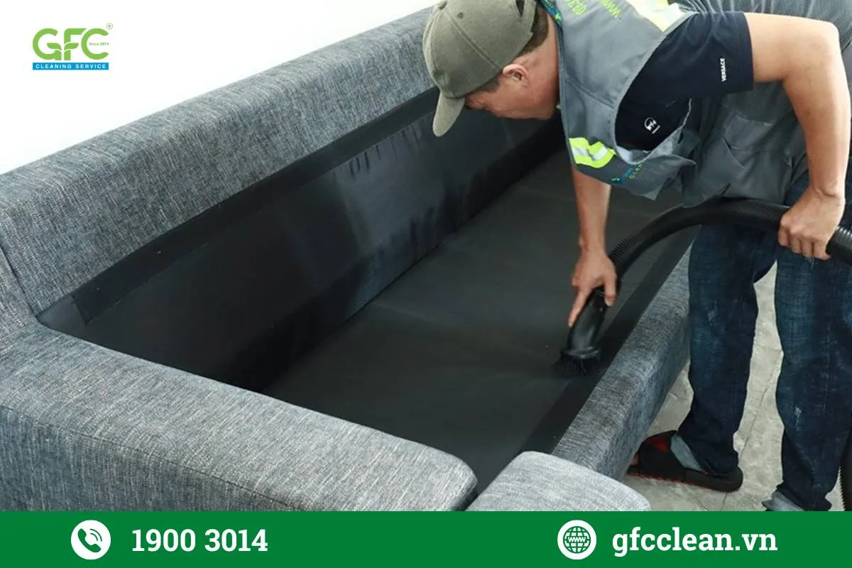 Bộ ghế sofa vải màu be sau khi được GFC CLEAN vệ sinh, trông sạch sẽ và tươi mới như lúc mới mua