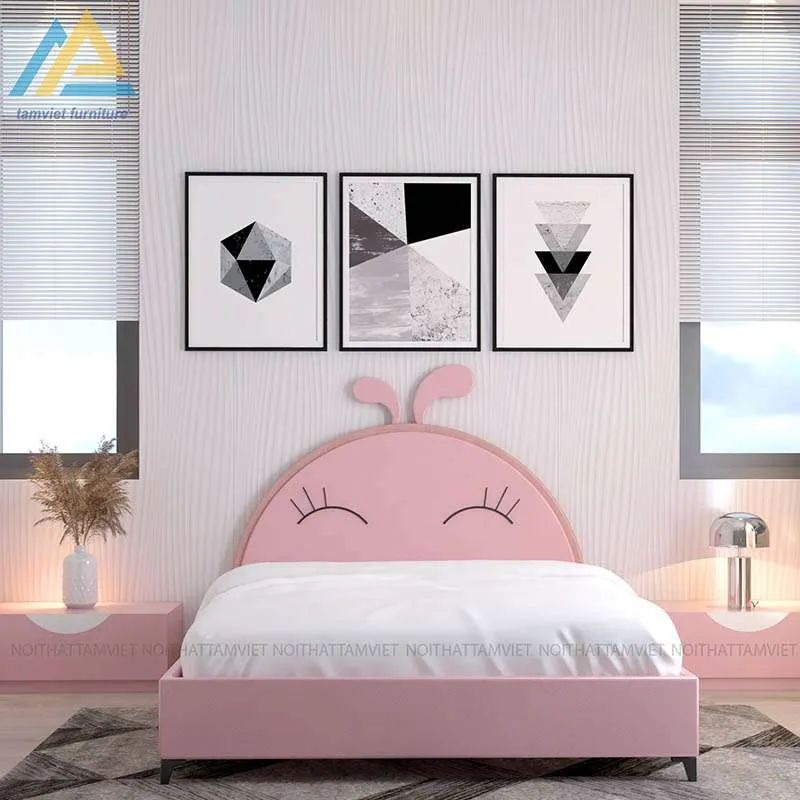 Không đặt giường sát cửa sổ