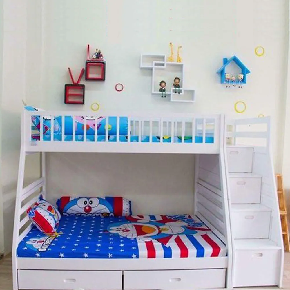 Giường ngủ với được làm từ gỗ chắc chắn, an toàn phù hợp cho các bé sử dụng.