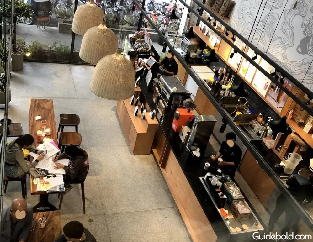 Menu và chất lượng đồ uống, yếu tố quyết định lựa chọn bàn ghế quán cà phê