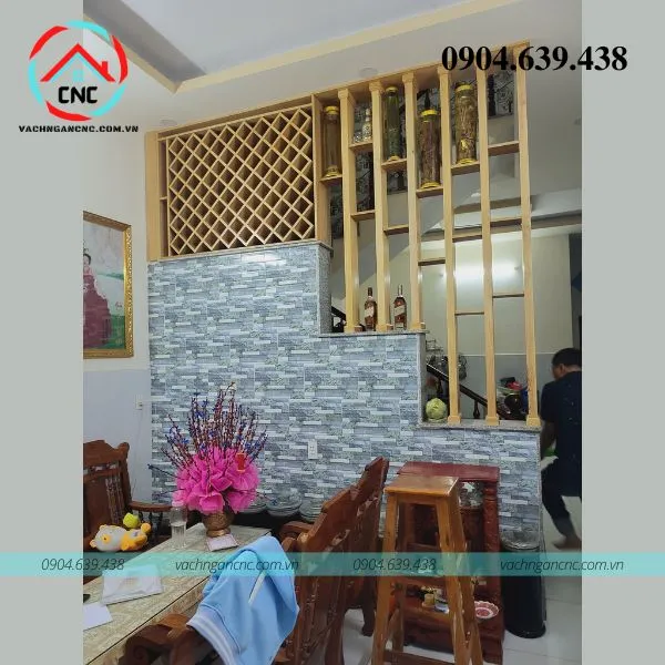 Vách ngăn cầu thang kết hợp kệ tivi hiện đại