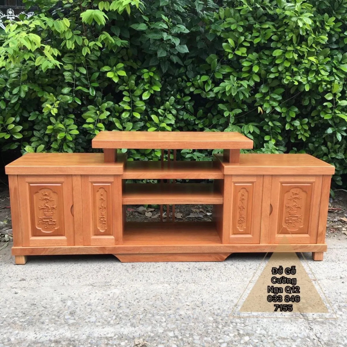 Chi tiết mặt bàn kệ tivi