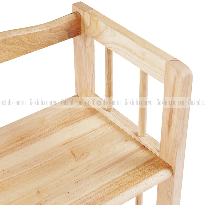 Sử dụng kệ gỗ 3 tầng 40cm màu vecni để tạo điểm nhấn cổ điển và ấm áp