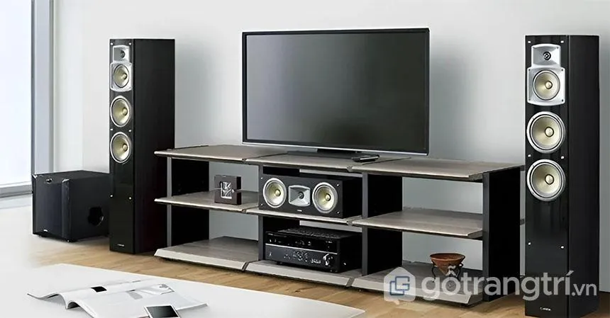 Kệ tivi và loa hiện đại với ngăn lưu trữ thông minh