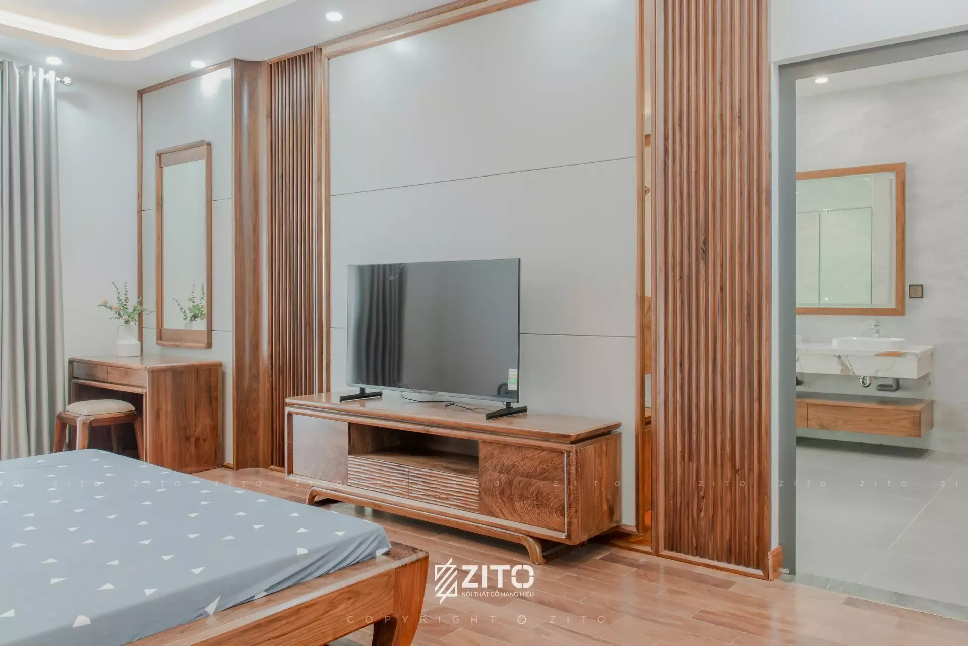 Mẫu kệ tivi gỗ óc chó đơn giản cho phòng ngủ, mang lại không gian ấm cúng