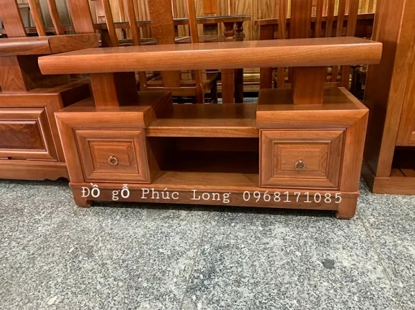 ke-tivi-go-xoan-dao-kieu-nhat