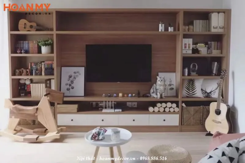 Đảm bảo bố trí kệ tivi kết hợp giá sách sao cho hợp lý và thẩm mỹ