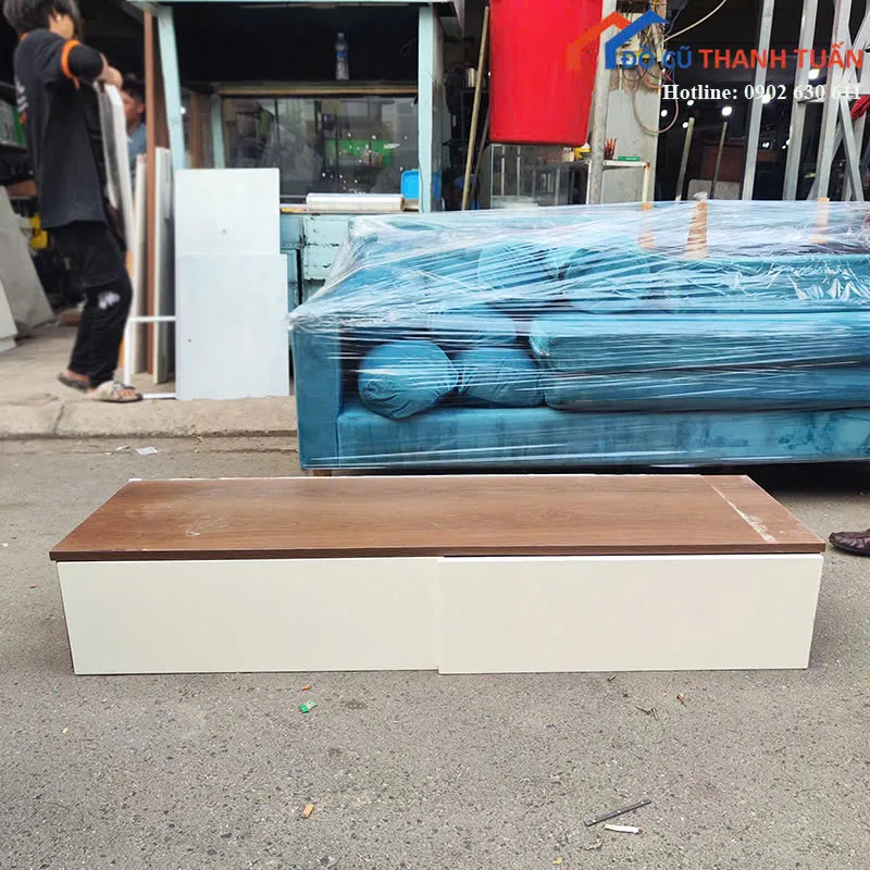 Kệ tivi treo tường vân gỗ phối trắng nhiều mẫu