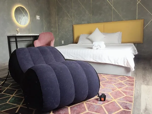 Khách sạn được trang bị ghế tantra chắp cánh cho những phút giây thăng hoa của tình yêu lứa đôi tại Dy Lan Vũng Tàu