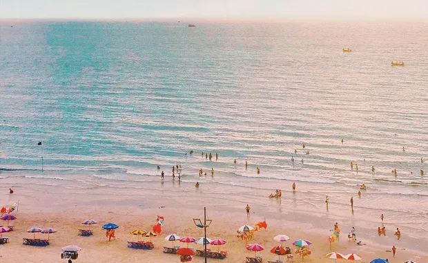 View biển tại khách sạn Corvin Vũng Tàu, từ mỗi ô cửa khách sạn, bạn có thể nhìn ngắm không gian biển Vũng Tàu trải dài bạt ngàn mênh mông trong một màu sắc tuyệt diệu