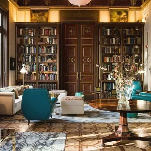 Khách sạn phong cách tân cổ điển