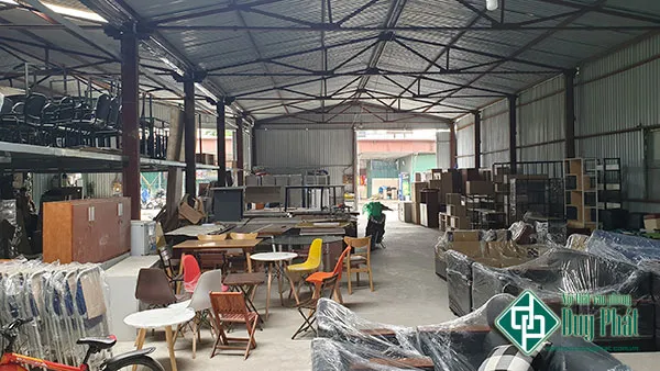 Kho thanh lý bàn ghế văn phòng