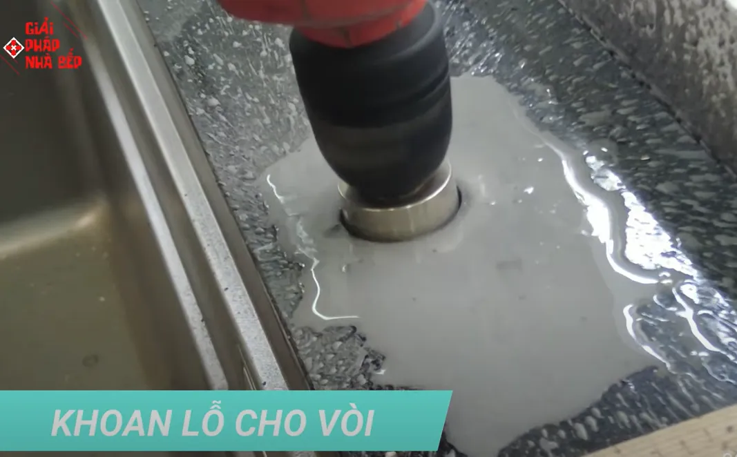 Khoan lỗ vòi rửa