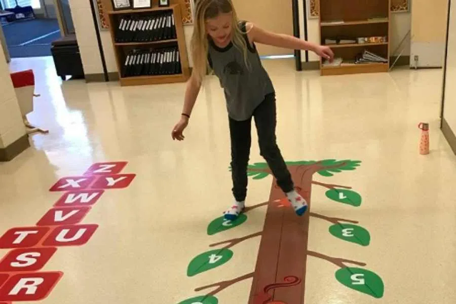 Trang trí kích cỡ phù hợp