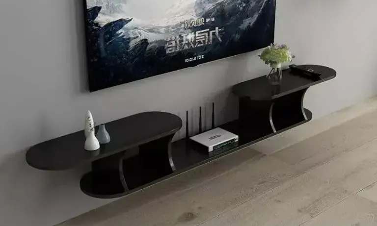 Kệ tivi treo tường thiết kế bất đối xứng — điểm nhấn độc đáo cho phòng khách