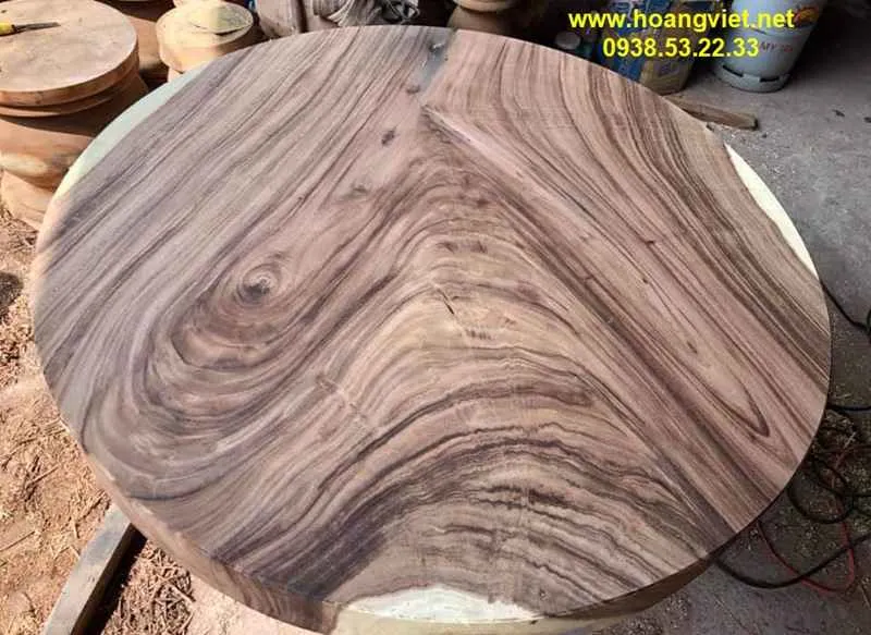 Mặt bàn ăn tròn gỗ tự nhiên me tây