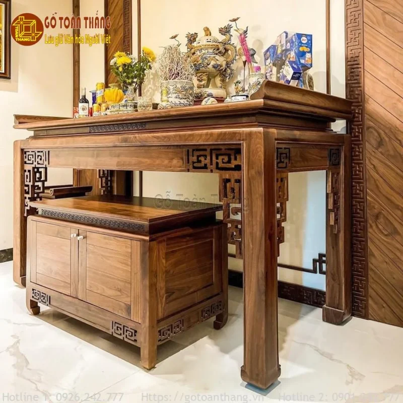 Mẫu bàn thờ đứng gỗ tự nhiên vững chãi
